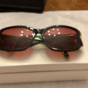 Christian Dior Vantage Woman’s Sunglasses Red Tint Lenses Translucent Stems